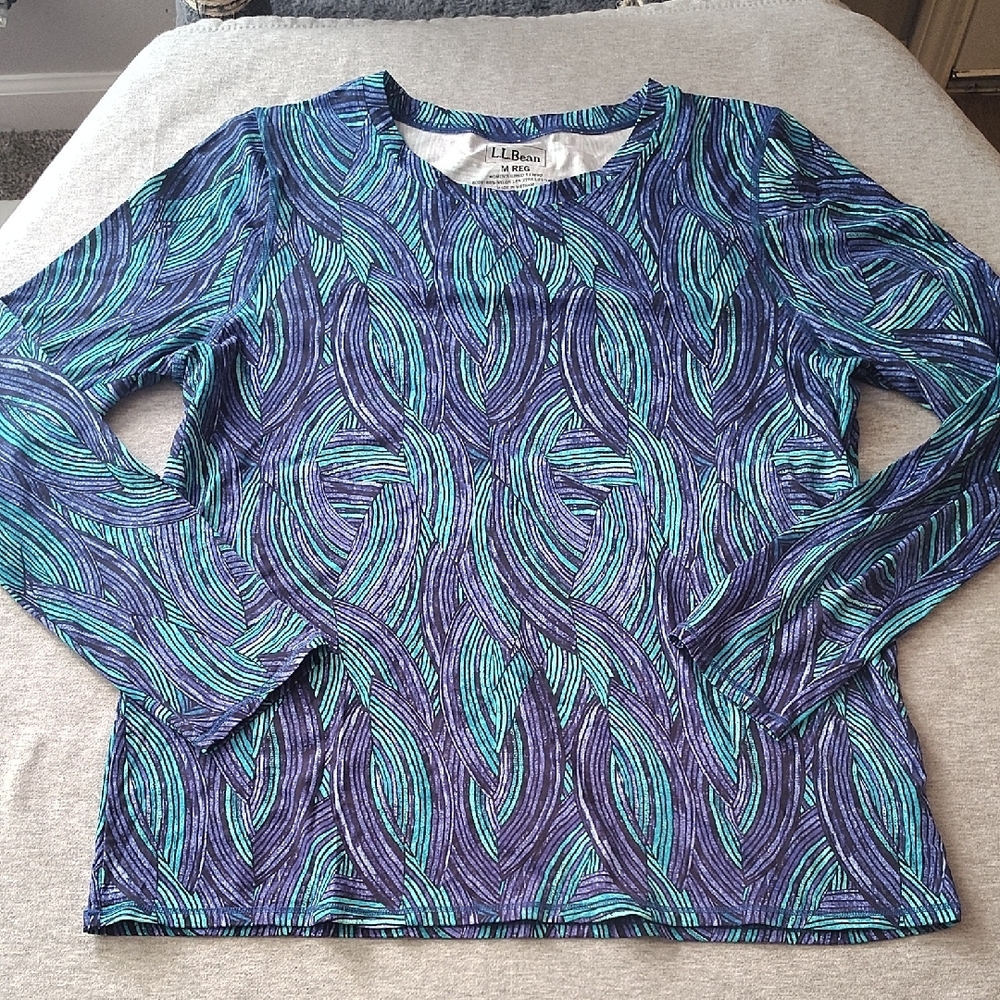 L.L. Bean Women's Blue and Green Patterned SWIMWEAR TOP